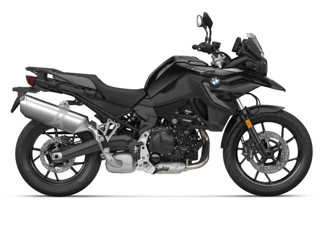 f-800-gs-TRIPLEBLACK-2024-RIGHT-CROP-644x-Q60 BMW F800GS 2024