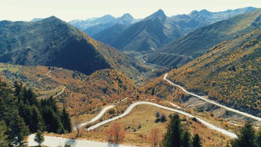 Roads in Tzoumerka, Epirus Roads in Tzoumerka, Epirus