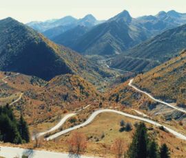 Roads in Tzoumerka, Epirus Roads in Tzoumerka, Epirus