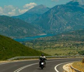 Riding from Delphi to the coast