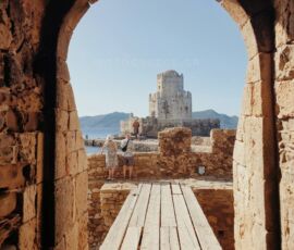 visiting the castle of Methoni with MotoGreece